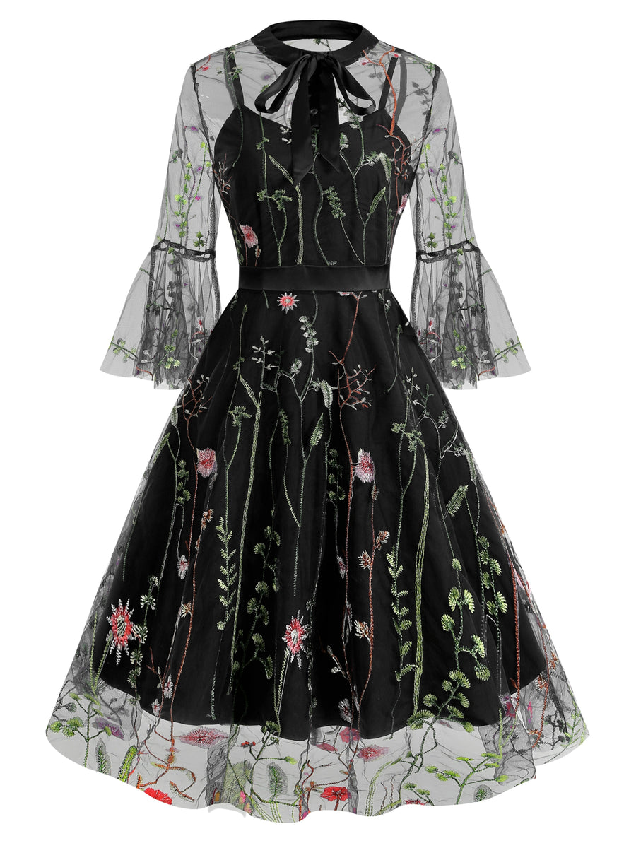 Vintage Mesh Embroidered Patchwork Mid-Sleeve Gothic Dark Evening Gown, for Gatherings, Parties, Dress, Evening Dress, Gown - Black
