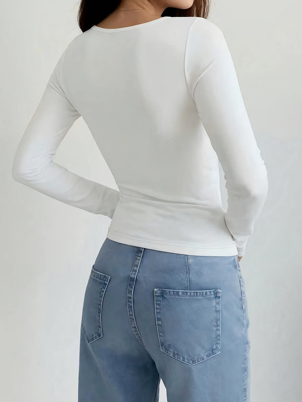 Women'S Solid Slim Fit Round Neck Long Sleeve T-Shirt - White