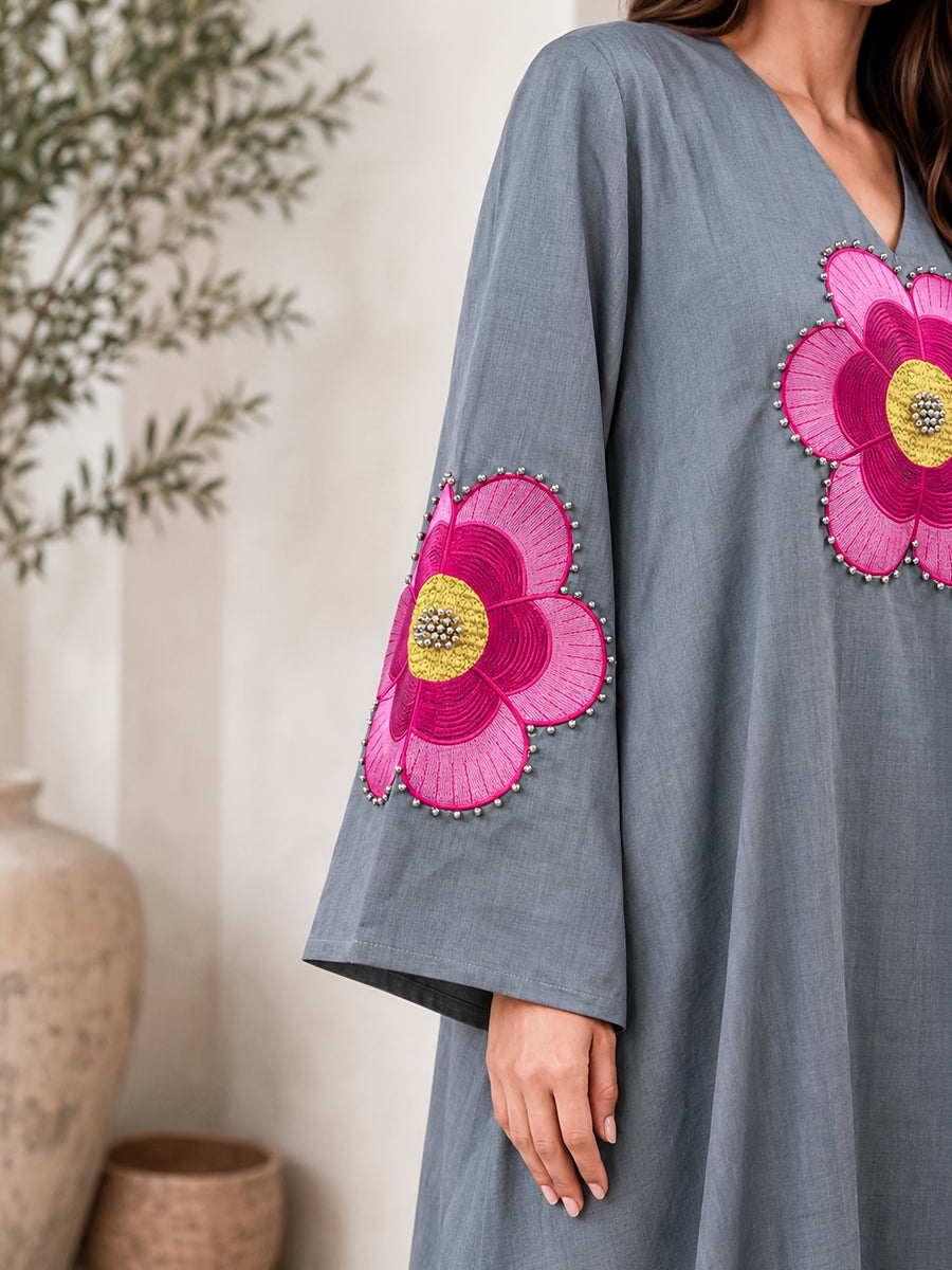 European and American Middle Eastern Traditional Robe for Women with Floral Embroidery, Stand-Up Collar, Long Sleeves, Loose Fit, Long Dress, Elegant Muslim Women's Clothing - Dark Gray