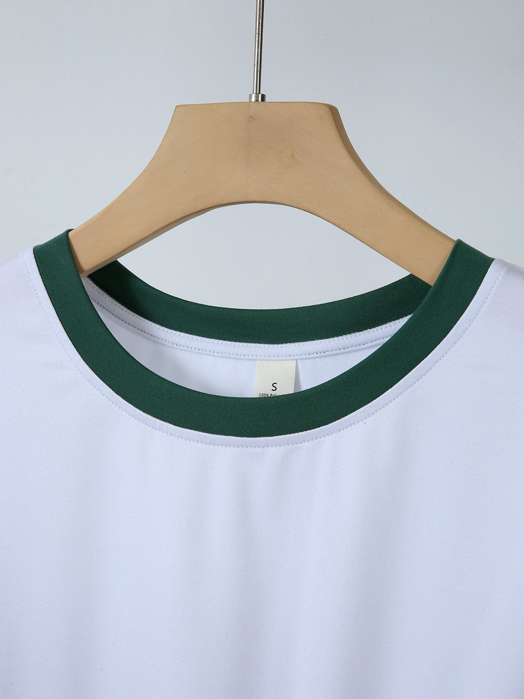 20pcs Women's Colorblock T-Shirt Single Piece, Hand-Drawn Line Art Couple Holding Hands with Heart Print, Colorblock Summer  Sleeve Crew Neck Short Sleeve T-Shirt - Breathable Crew Neck Casual Sport Top, Loose Fit Spring Festival Trendy Apparel - Green + White