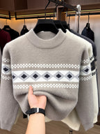 Minimalist Urban Crewneck Sweater for Portable Daily Commuting - Khaki 1
