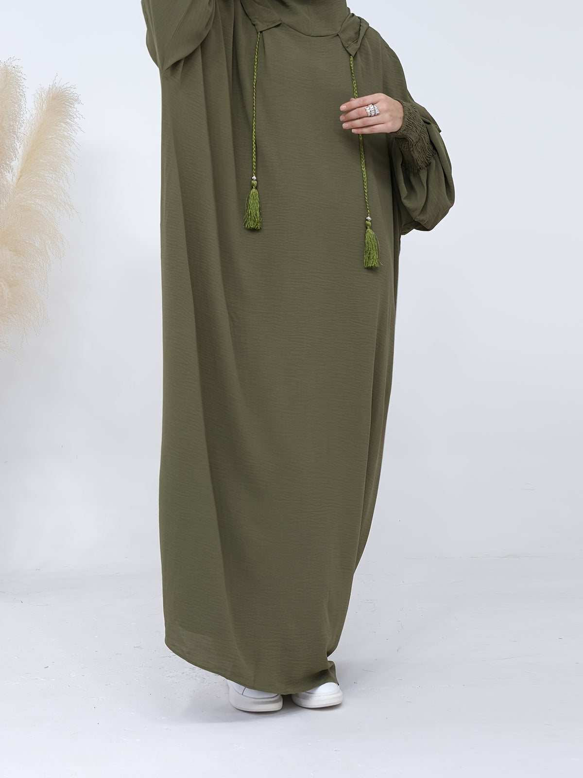 Plus Size - Plus Size - 1pc Prayer Jilbab Outfit for Muslim Women, Stylish And Elegant, Features a Solid Color, Ideal for Everyday Wear, Festivals, Gatherings, And Outdoor Events. Women'S Islamic - Olive Green