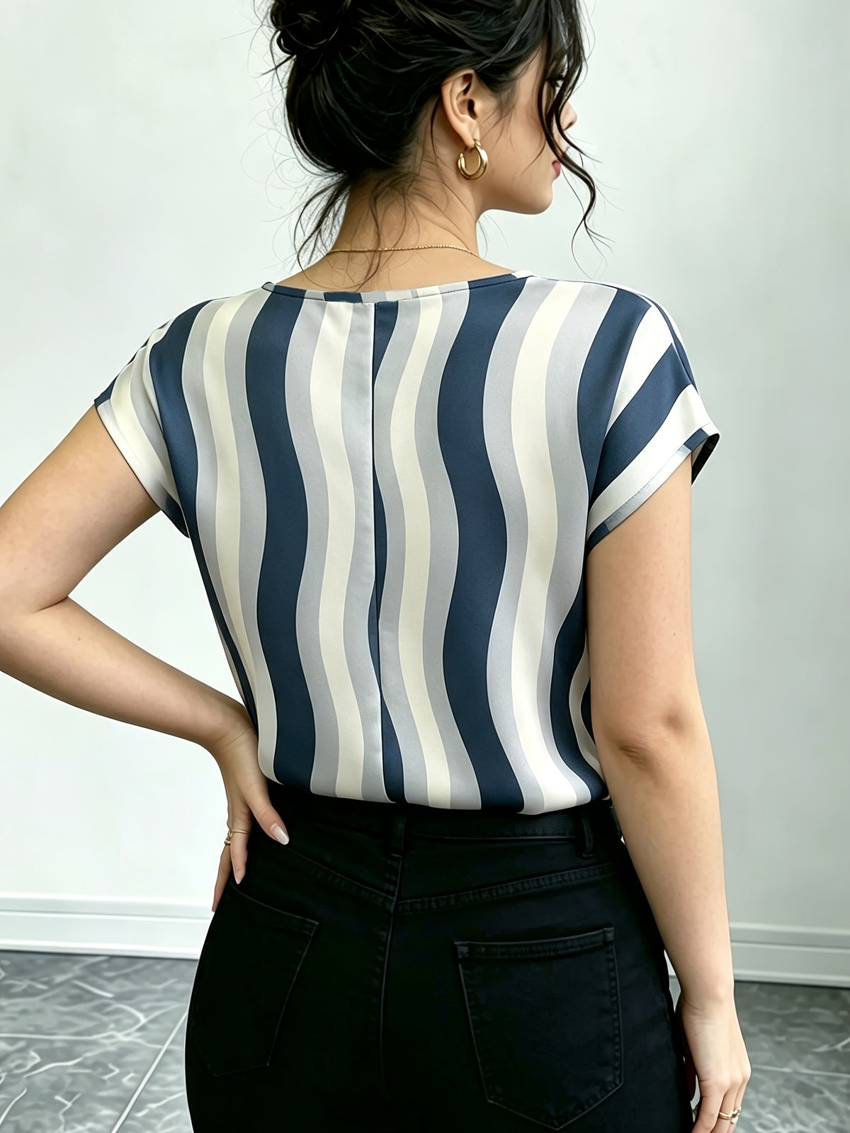 Women'S Casual Easy Fashion Printed Short Sleeve Vacation Top - Navy Color