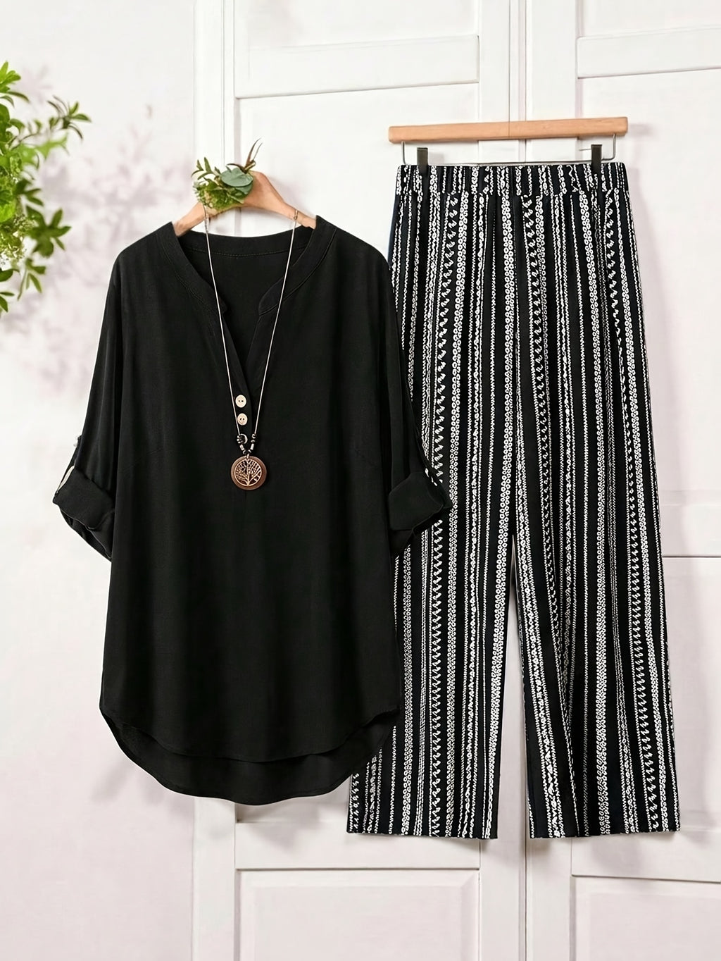 Women's Cuff-Tie Button-Up Shirt and Wide-Leg Pants 2pcs Set - Black