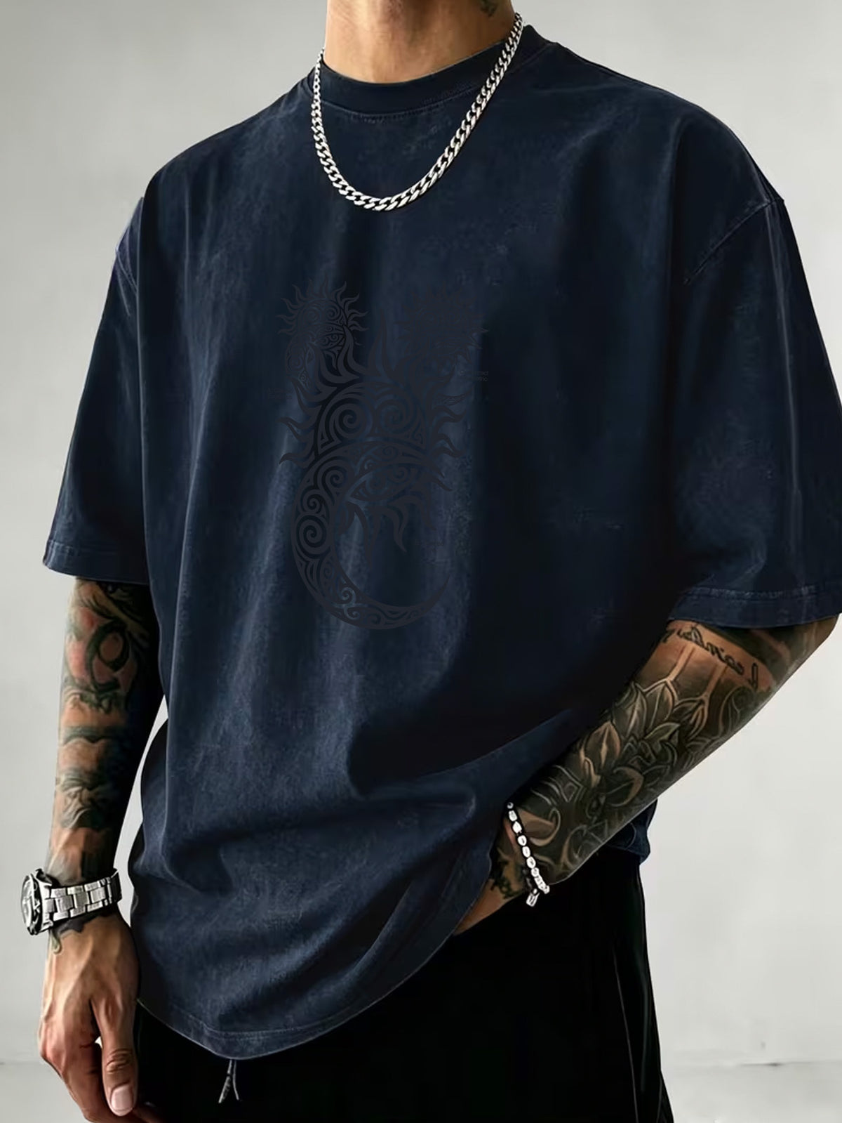 Washed Distressed Short Sleeve Loose Top, Tribal Totem Sun Vortex Trendy Print, Multi-Color Casual Matching, American Street Hip-Hop High Street Style, Daily Outing Commute Sports Fitness Couple Statement Versatile T-Shirt - Navy Color