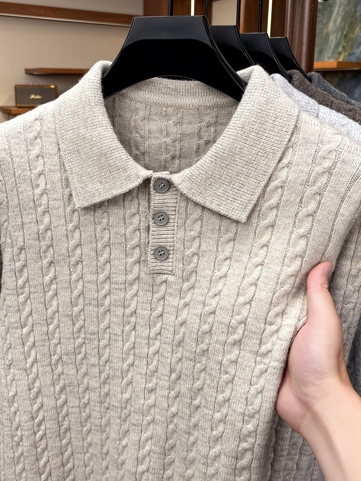 Men's Lapel-neck Autumn/winter Warm Sweater, Classic Cable Knit Texture with Soft, Skin-friendly Fabric, Casual and Fashionable Everyday Knitwear - Off-white