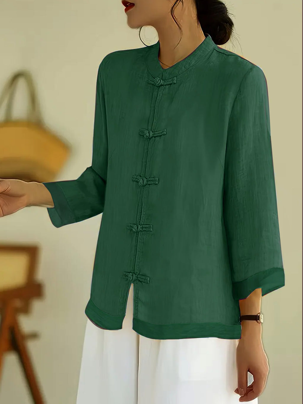 Fashionable Vintage-Style Chinese Shirt with a Stand Collar, Featuring Button Closures And Mesh Panels, Designed for a Loose And Comfortable Fit for Women - Green