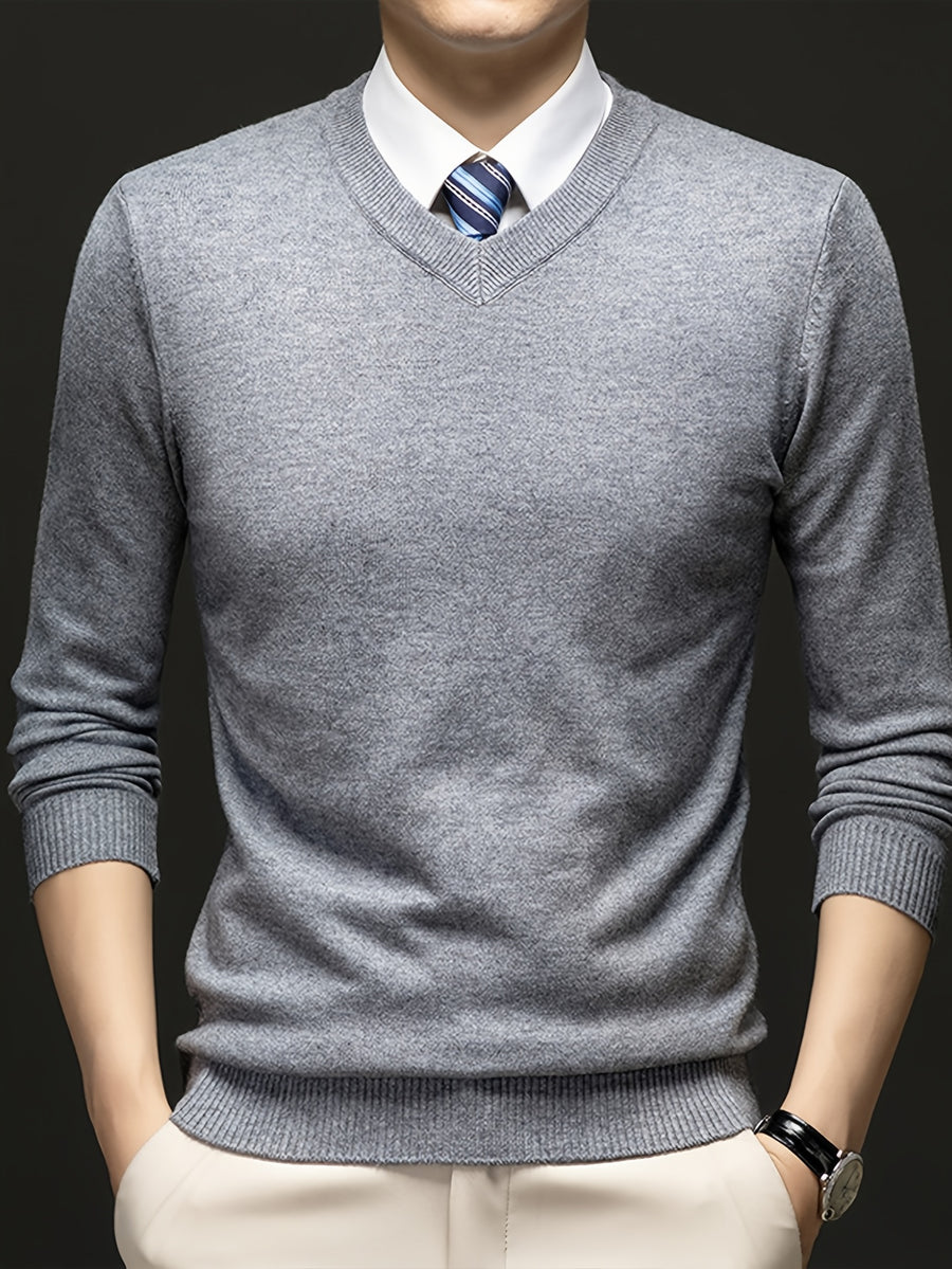 Men's V-neck Knit Base Layer, Form-fitting Without Being Tight, Accentuates a Clean Silhouette While Allowing Unrestricted Arm Movement. Suitable for Business Commutes, Family Gatherings, and Holiday Celebrations - Medium Gray