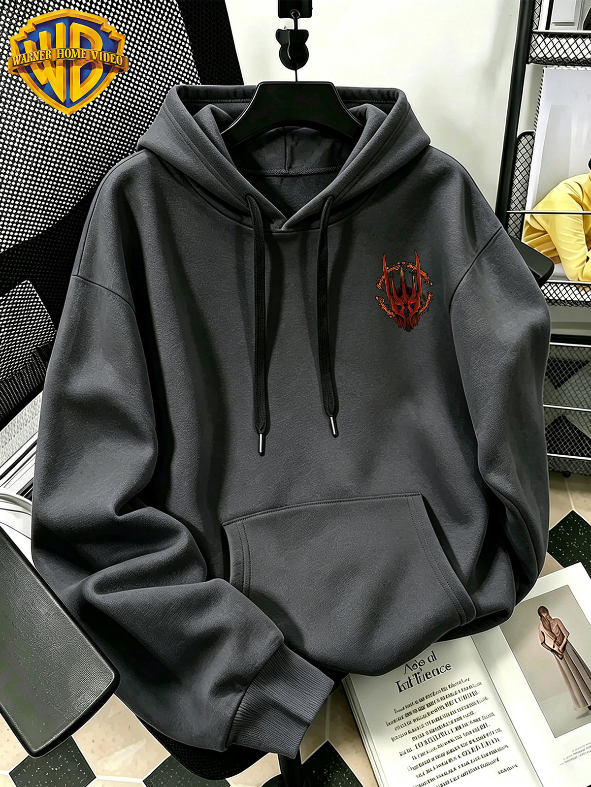 Authorized by Warner Bros., 2026 New Soren Helmet with Red Print, Men'S Hoodie, Hooded Sweatshirt, Kangaroo Pocket And Drawstring Hat, Suitable for Daily And Outdoor Sports Wear, Autumn And Winter Warm Jacket, Fashionable Jacket - Dark Gray