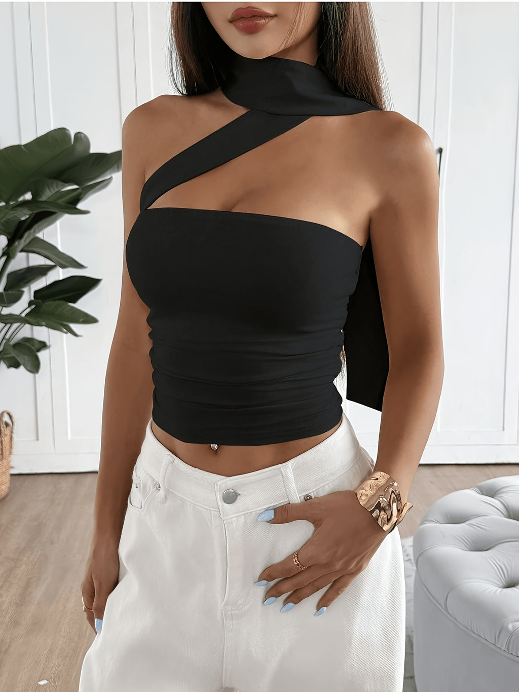 Western Hot Style Black Neck-Bare Bandeau Sexy Cross-Design Short Top - Black