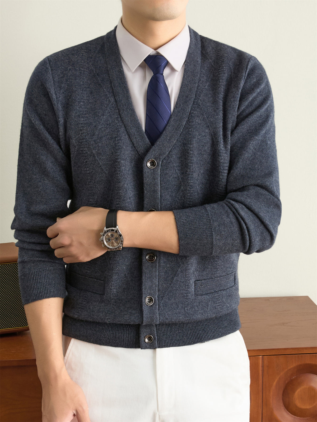 Autumn Winter Knit 3D Solid Color V-Neck Sweater, Basic Knit Cardigan for Men, Fashionable Long Sleeve Sweater, Size Y - Medium Gray