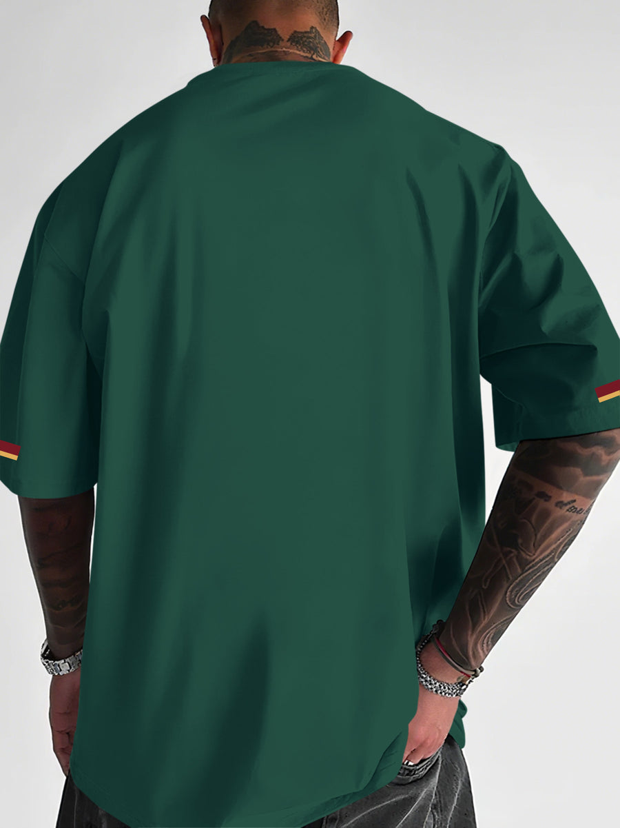 Street Style Men'S Trendy T-Shirt, Easy Team Badge Print And Side 3-Color Design, Casual Travel Fashion Outfit - Dark Green