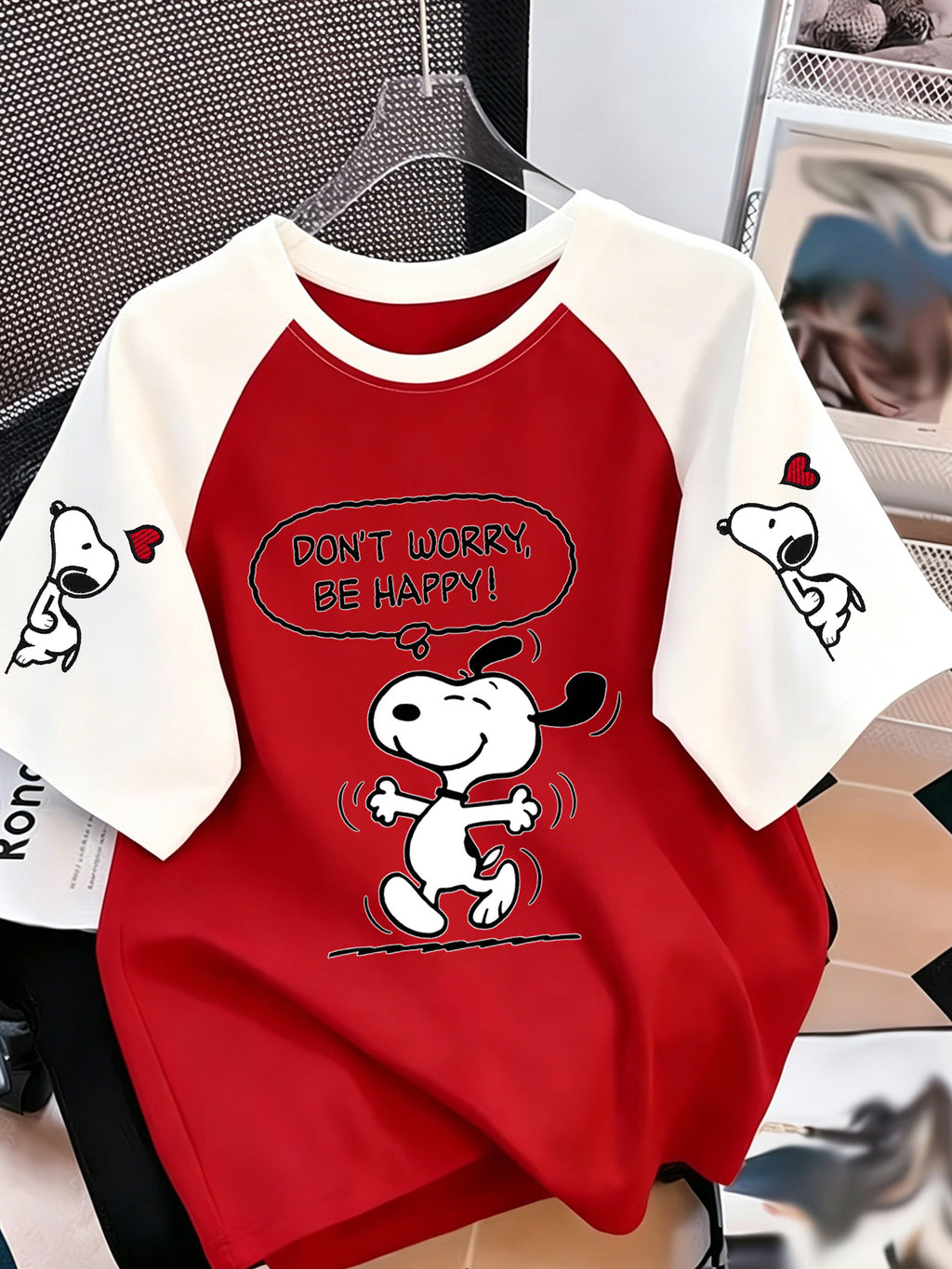 Women's T-shirt with a " Happy Black and White Puppy" Print, Contrast-color Sleeves, Breathable Summer Top, Machine-washable Versatile Clothing, Easy-care Printed Shirt, Fashionable Style with Lightweight Fabric - Light White+Red