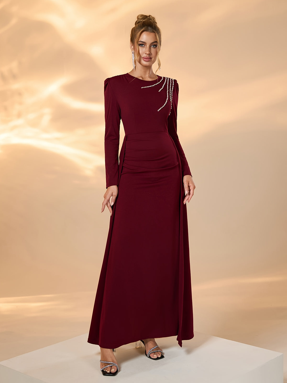 Elegant Red Rhinestone Embellished Wedding Bridesmaid Party Evening Gown - Long Sleeve, Round Neck, Floor-Length Formal Dress for Women, Bridesmaid Dress, Special Occasion Wear, Sophisticated Craftsmanship - Burgundy