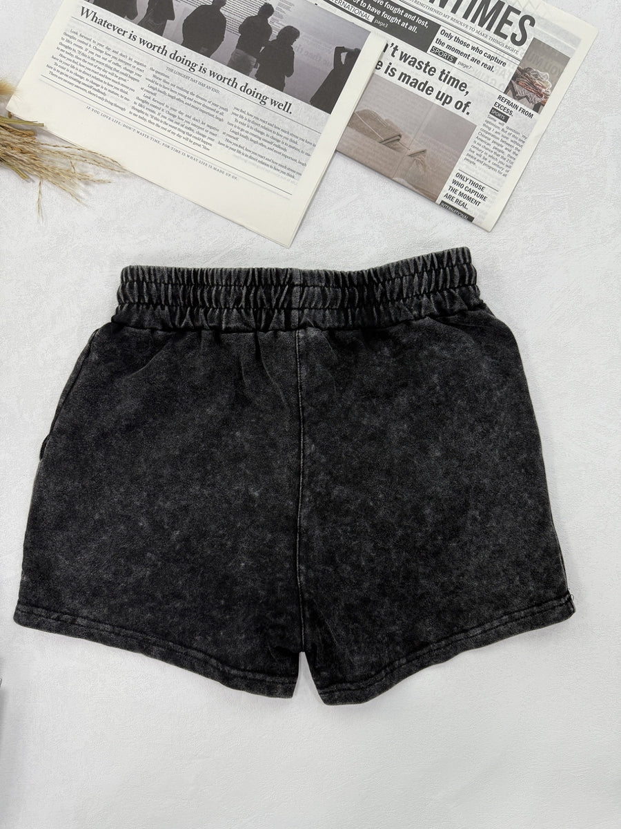 Summer Trendy Fashion Women'S Distressed Washed Shorts "BROOKLYN NEW YORK" Printed American Retro Preppy Style Comfortable for Hot Weather, with Adjustable Drawstring Waist And Pockets, Classic Silhouette, Comfortable Fit, Machine Washable Shorts - Black
