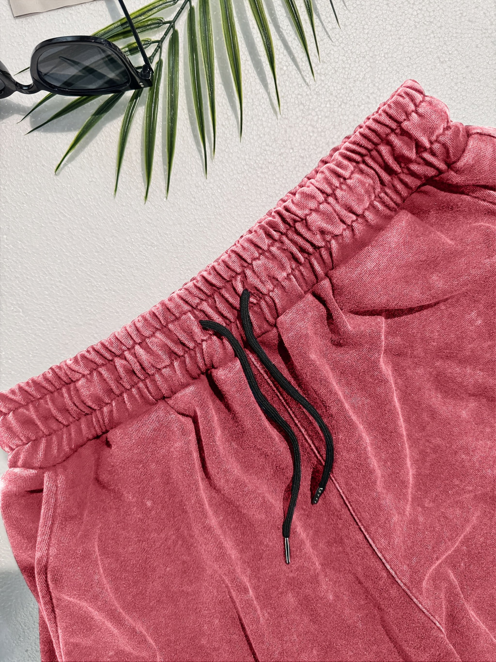 Street Style Paris Letter Stripe Pattern Print, Women's 2pcs Set, Vintage Washed Loose Fit Casual Crew Neck Short Sleeve T-Shirt + Elastic Waist Drawstring Vintage Washed Casual Sport Long Pants, Women's 2pcs Set - Red+Red