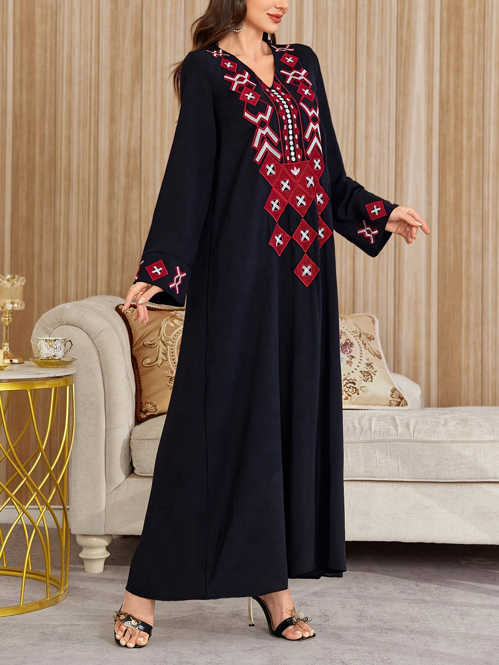 Elegant Women's Dress Classic Arabian Abaya - Black