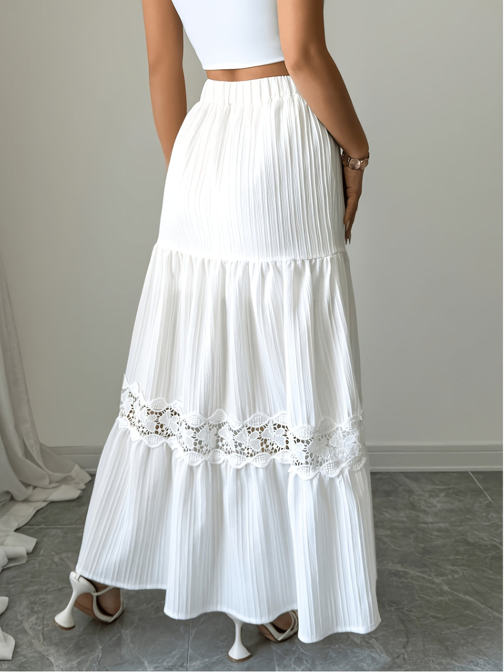 YY260201136 Women's Casual A-Line Dress with French-Style Lace Hem, Drawstring Waist, White Long Dress for Summer Vacation - White