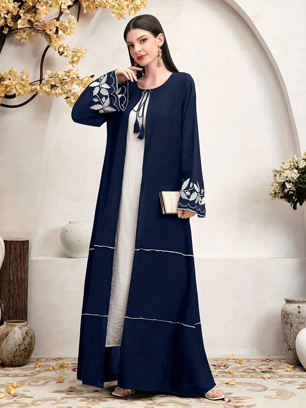 Women'S Elegant Floral Embroidered Long Sleeve Robe, Dignified And Generous - Navy Color