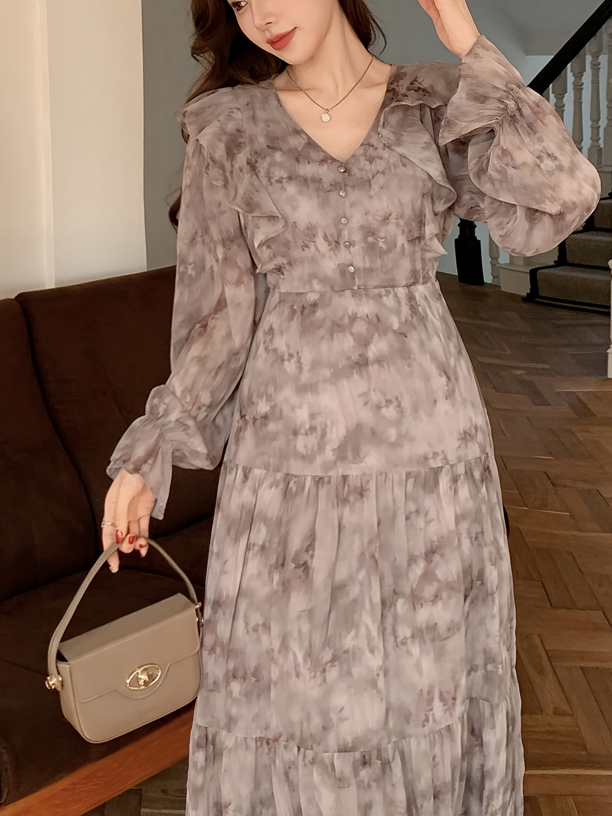 Forest Style Gentle Gray-Purple Ombre Ruffled Long Sleeve V-Neck Bridesmaid Dress, Women'S Layered Full Skirt Long Dress, Suitable for Afternoon Tea, Weekend Outings, Outdoor Picnics - Rose Brown