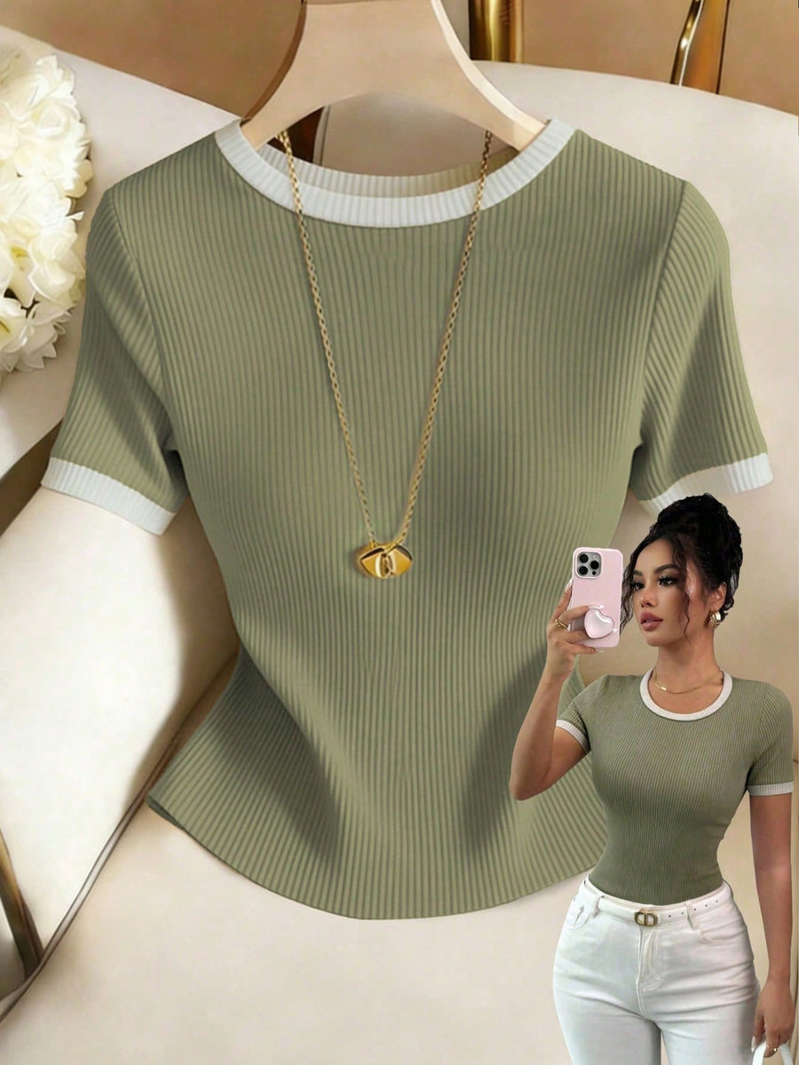 Women's Style Patchwork Short-Sleeve T-Shirt - Solid Color Blending Top with Medium Stretch, Non- Summer Casual Shirt Suitable for Casual Attire, Layering & Versatile Outfits, Machine Washable - Green
