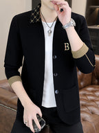 Du Jing Lan OBM Spring/Autumn New Arrival Men's Knit Cardigan, Old Money Style Contrast Color Lapel Pocket Open Front Button Knit Cardigan, Men's Business Casual Fashion Open Front Knit Cardigan Top, with Neckline Design + Letter Embroidery - Black
