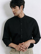 Spring And Autumn Men'S Stand-Collar Long Sleeve Shirt, Retro Solid Color Loose Shirt, Casual Commute Versatile Top, Spring And Autumn Shirt, Retro Basic Style Shirt, Commute Men'S Wear, Easy Versatile Shirt, Chinese Collar Long Sleeve Shirt - Black