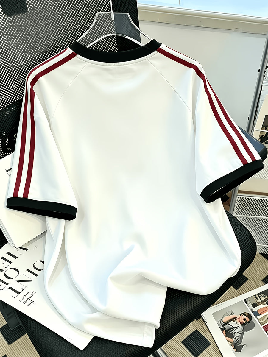 Officially Licensed by Warner Bros. - Men'S 100% Crew Neck Short Sleeve T-Shirt. This New Summer 2026 Style Features a Breathable, Skin-Friendly Fabric with a Torn-Effect Superman Logo Print That Exudes a Fresh, Summery Vibe. The Contrasting S - White