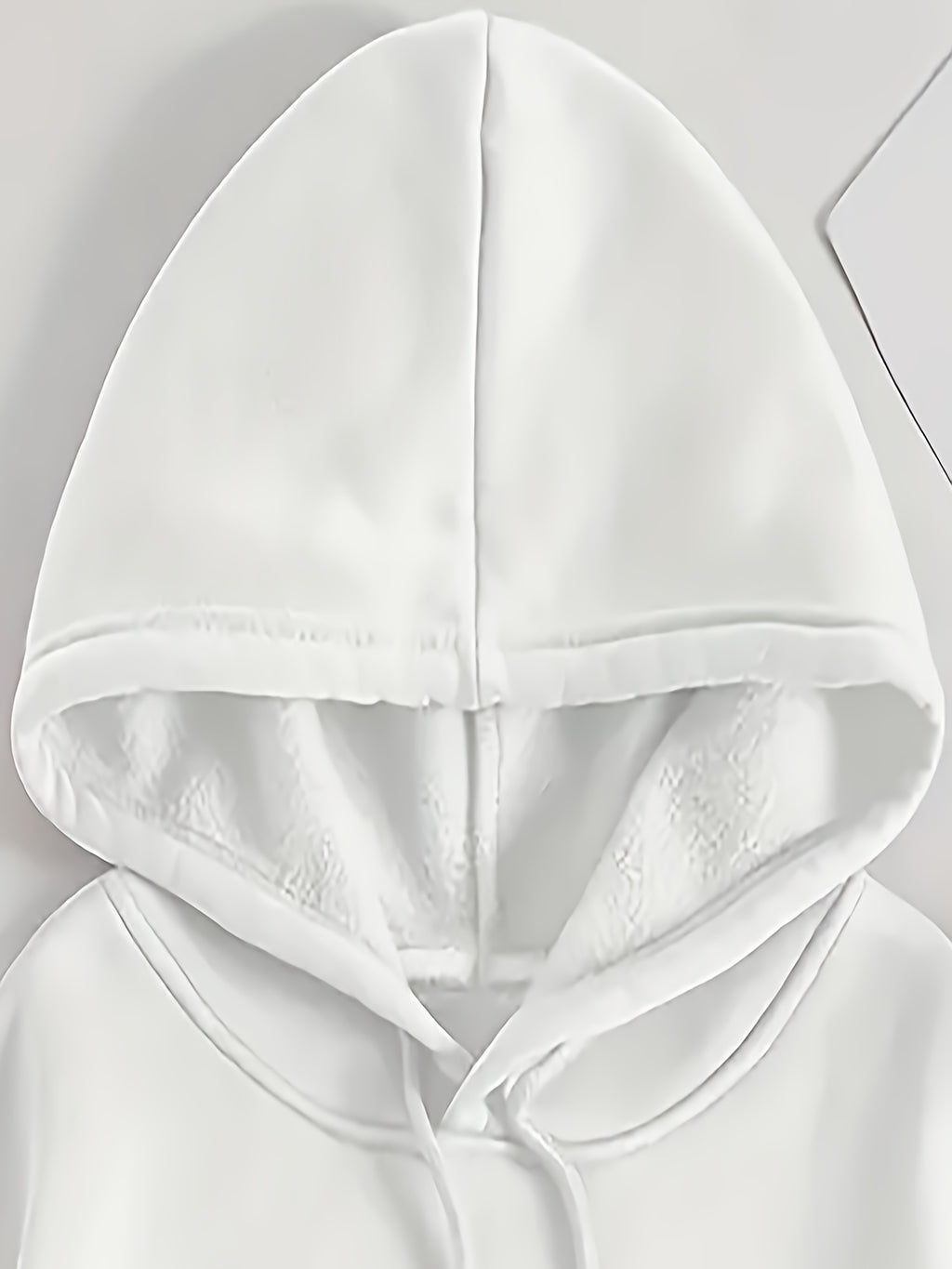 Genuine Women'S Summer Clothing, Snow White Wedding Theme Cartoon Pattern with Flowers And Text Decoration, Autumn Winter Fashion Fleece-Lined Hooded Sweatshirt, Women'S Printed Casual Elegant Top, Cute Top - White