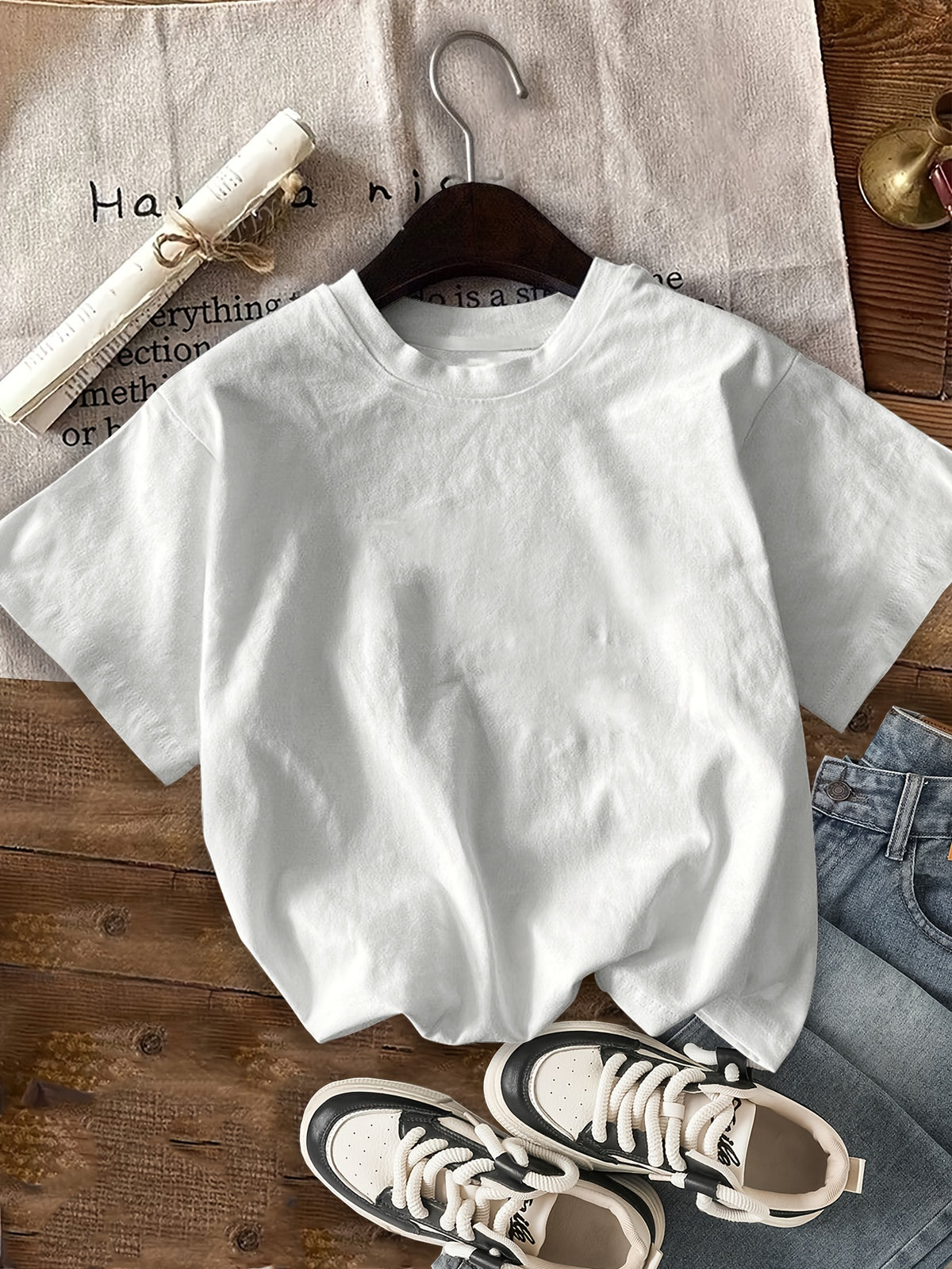 Graphic Print T-shirt, Short Sleeve Crew Neck Casual Top for Summer & Spring, Women's Clothing - White