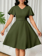 V-neck A-line Skirt, and Figure-hugging, with Ruffled Short Sleeves and a Belt, Mid-length Dress, Elegant and Graceful for Dates, Commuting, and Daily Wear - Green