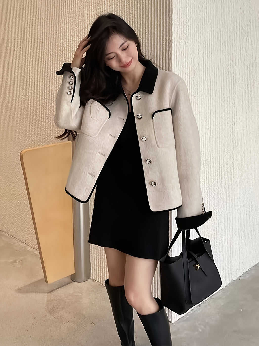 French-Style Petite Tweed Jacket with Small Golden Buttons, New Autumn/Winter Collection, Classic Elegant Style, Double-Faced Short Coat for Women - Apricot
