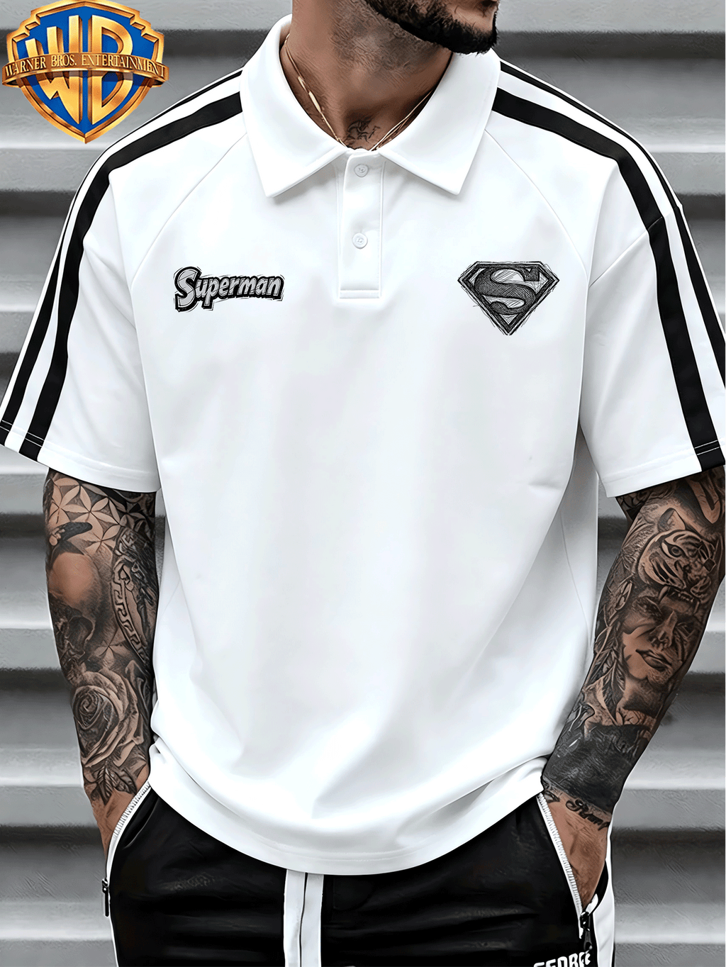 Warner Bros Official American Street Sketch Hand-Drawn Style Superman Shield S-Logo Print, Men's Fashion Casual Short-Sleeve Polo Shirt, Side Contrast Color Stripe Design, Men's Breathable Short-Sleeve Lapel Top, Suitable for Business - White