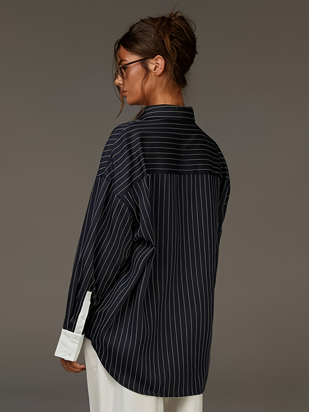 Women's New Spring/Summer Contrast Cuff Shirt, Navy Stripe Print Oversized Loose Fit Shirt with White Buttons, Lapel Collar and Long Sleeves, Suitable for Urban Commuting and Street Style, Relaxed Fit, Contemporary Classic, Gender-Neutral Fashion - Black