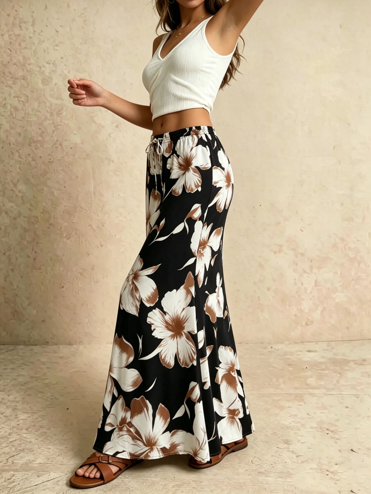 Women's Daisy Print High-Waisted Mermaid Skirt with Drawstring Elastic Waist, Draped and, Vacation Style Maxi Dress - Black