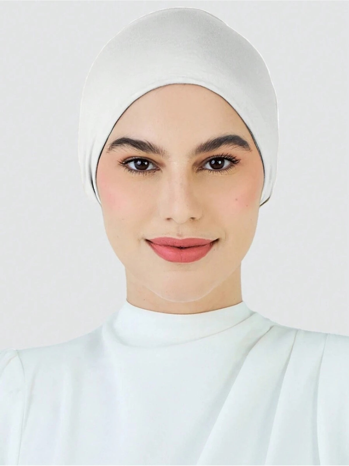 1pc Classic Solid Color Pleated Headband, Can Be Used As a Base Hat, Layered Design Can Be Worn Alone As a Headscarf, Practical Basic Item for Daily Worship And Festive Wear, Meeting Diverse Styling Needs - White