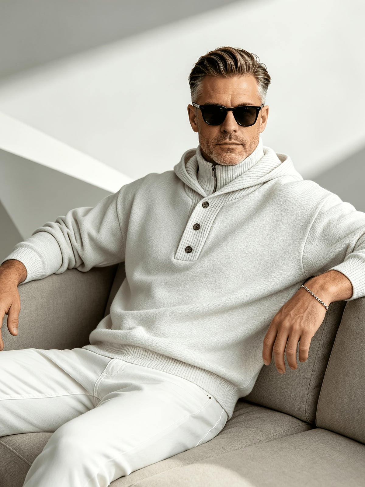 2026 New Fashionable Business Mature Casual Men'S Hooded Long Sleeve Knit Sweater, Slim Soft Warm Solid Color Knit Pullover Top, Fall Winter Suitable for Daily Office And Weekend Casual Outfits - Ivory White