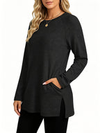 Women's Oversized Longline T-Shirt with Pockets - Loose-Fit Round Neck Long Sleeve -Compatible Basic Top, Solid Color Machine Washable - Casual Basic Wardrobe Staple for Layering & Casual Attire (No Transparency) - Black