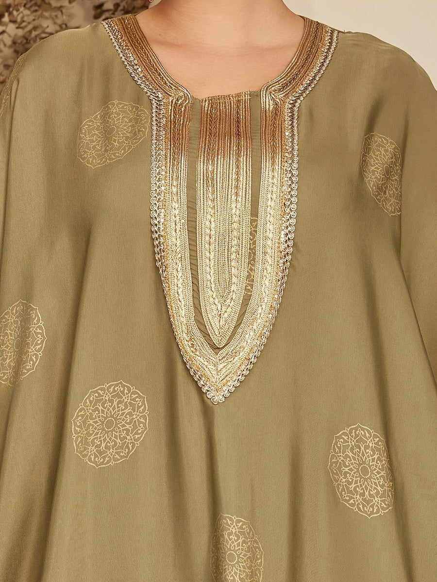 Directional Golden Printed Embroidered Arabic Women'S Elegant Green Dress, 2026 Summer Autumn Style Women'S Holiday Party Outfit, Jalabiya Webbing Square Loose Three-Quarter Batwing Sleeve Design Fashionable Grand Noble Attire - Olive