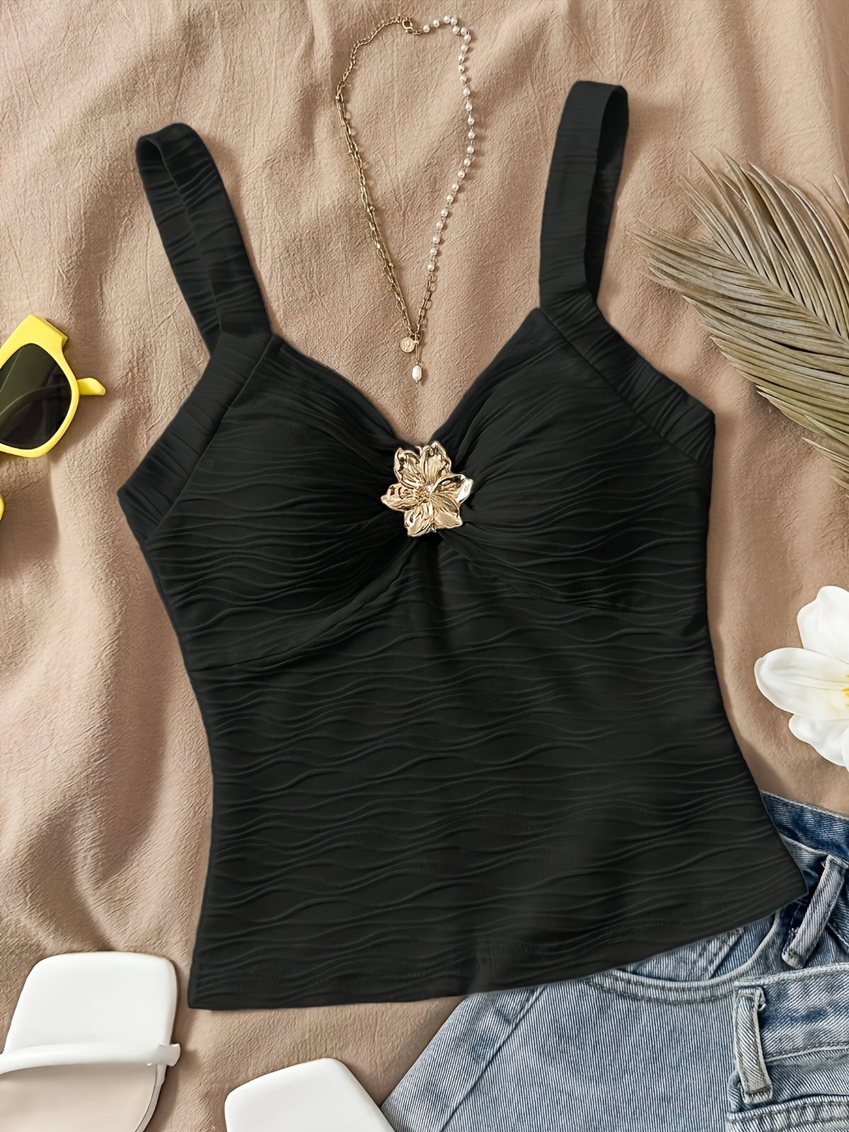 Women'S Pure Innocent Style Wavy Texture Cami Top, Summer New Metallic Floral V-Neck Slim Short Inner Top - Black