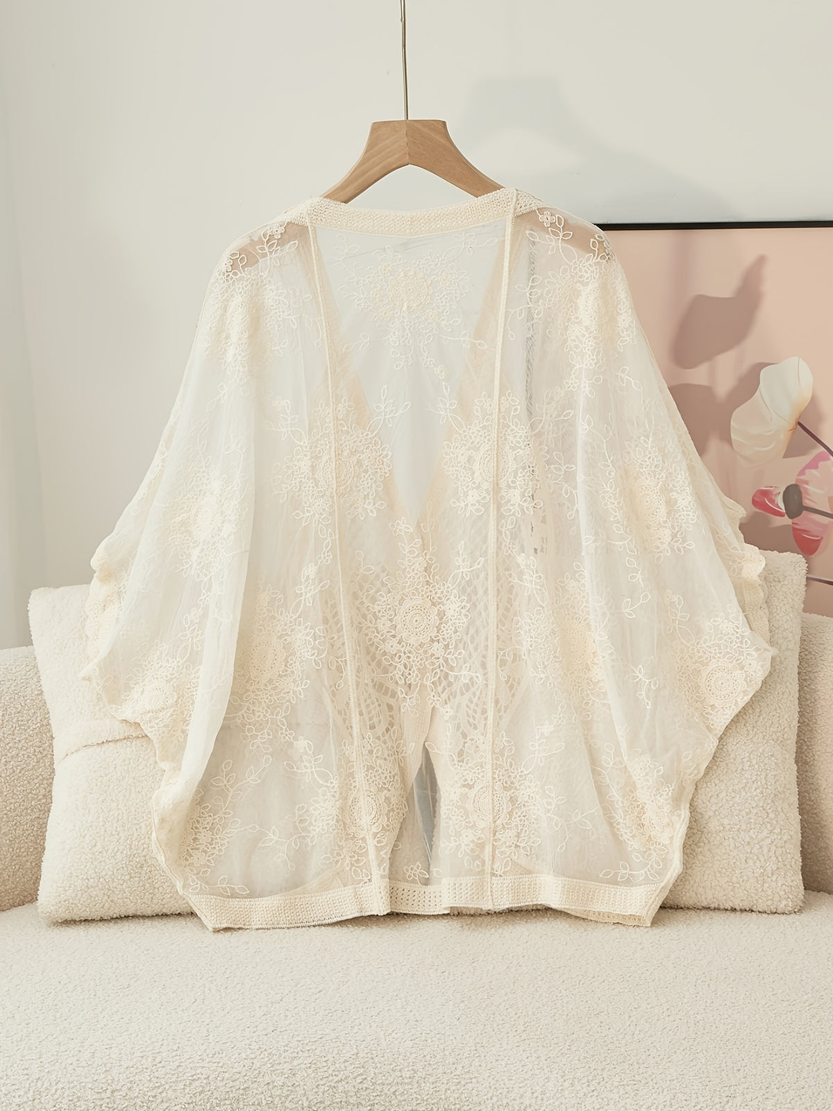 Bohemian Openwork Embroidery Spring and Summer Ethnic Fashion Joker Casual Cardigan, Suitable for Going Out to Wear. - Apricot