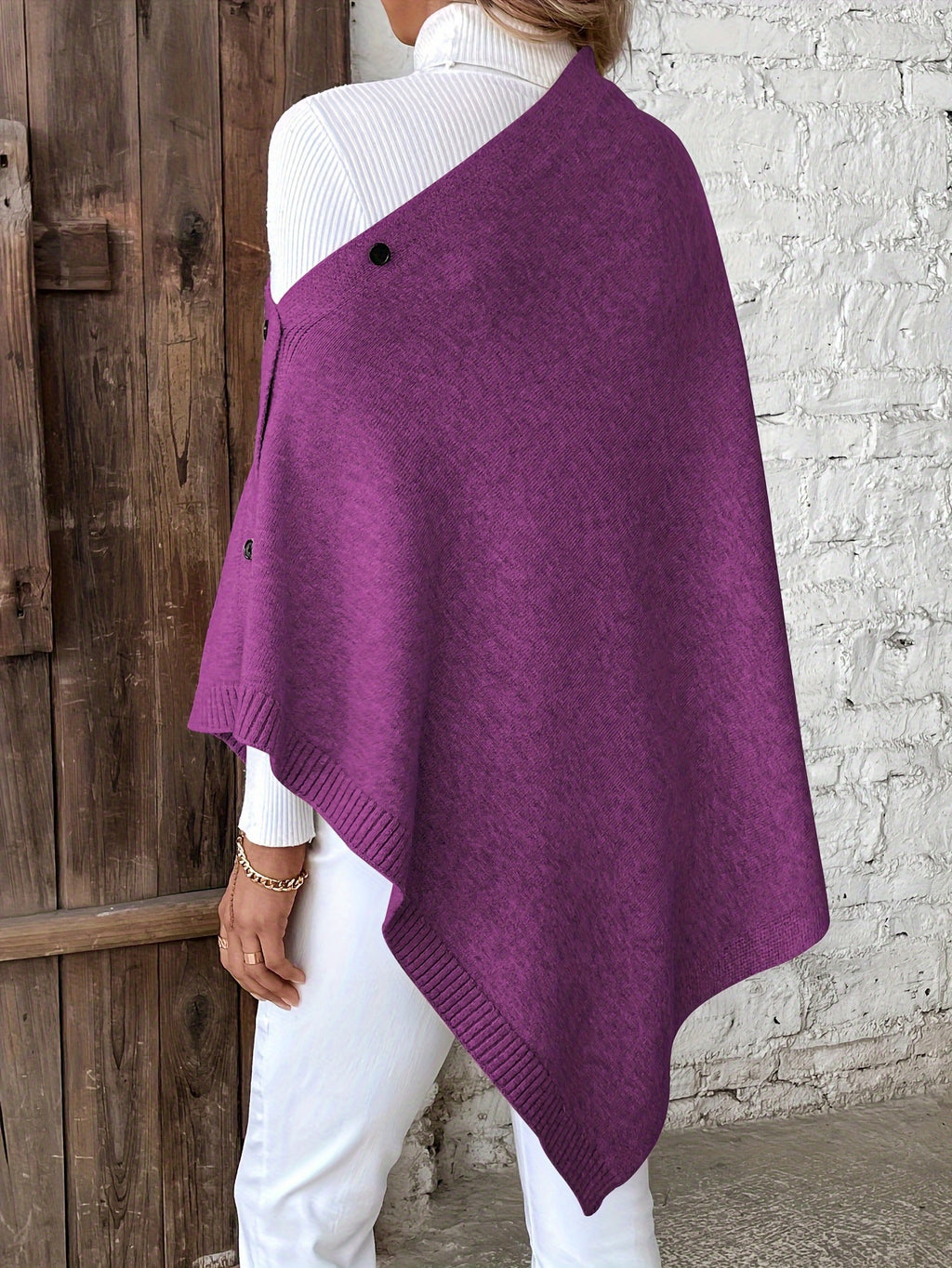 A Versatile Cape That Can Be Styled in Various Ways Throughout The Year, Featuring an Elegant Design, Solid Colors, Buttons, And Suitable for Air-Conditioned Environments - Purple