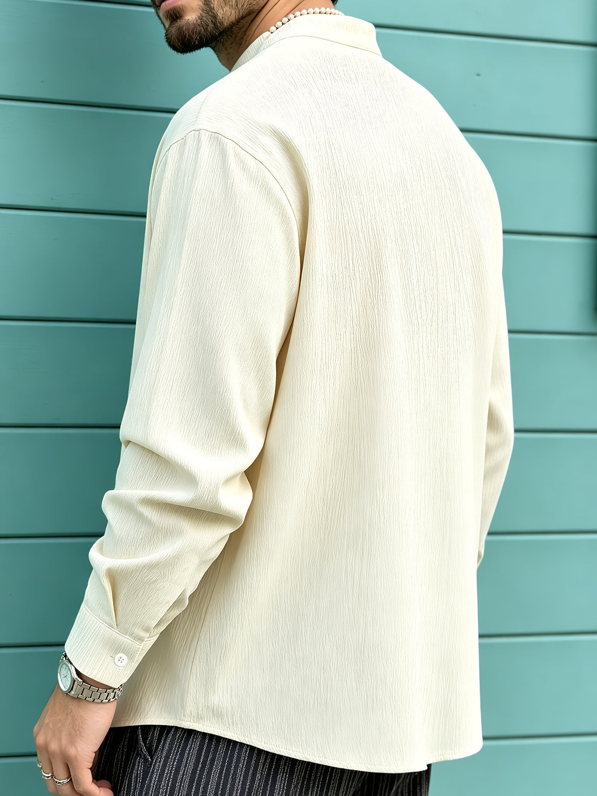 Men's Fashion Casual Long-Sleeve Shirt, Stand Collar Henley Shirt, Light Business Long-Sleeve Shirt with Half-Placket Detail, Solid Color Classic Style, Suitable for Daily Wear, Commuting, Outdoor Activities, and Parties, Ideal as a Gift - Apricot