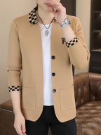 [Wading Whale OBM] Spring/Autumn New Men'S Knit Cardigan, Old Money Style Color-Block Checkered Lapel with Embroidered Logo Pocket And Button-Front Design, Men'S Business Casual Fashion Cardigan Top, Suitable for Spring, Autumn, Winter Outerwear - Khaki