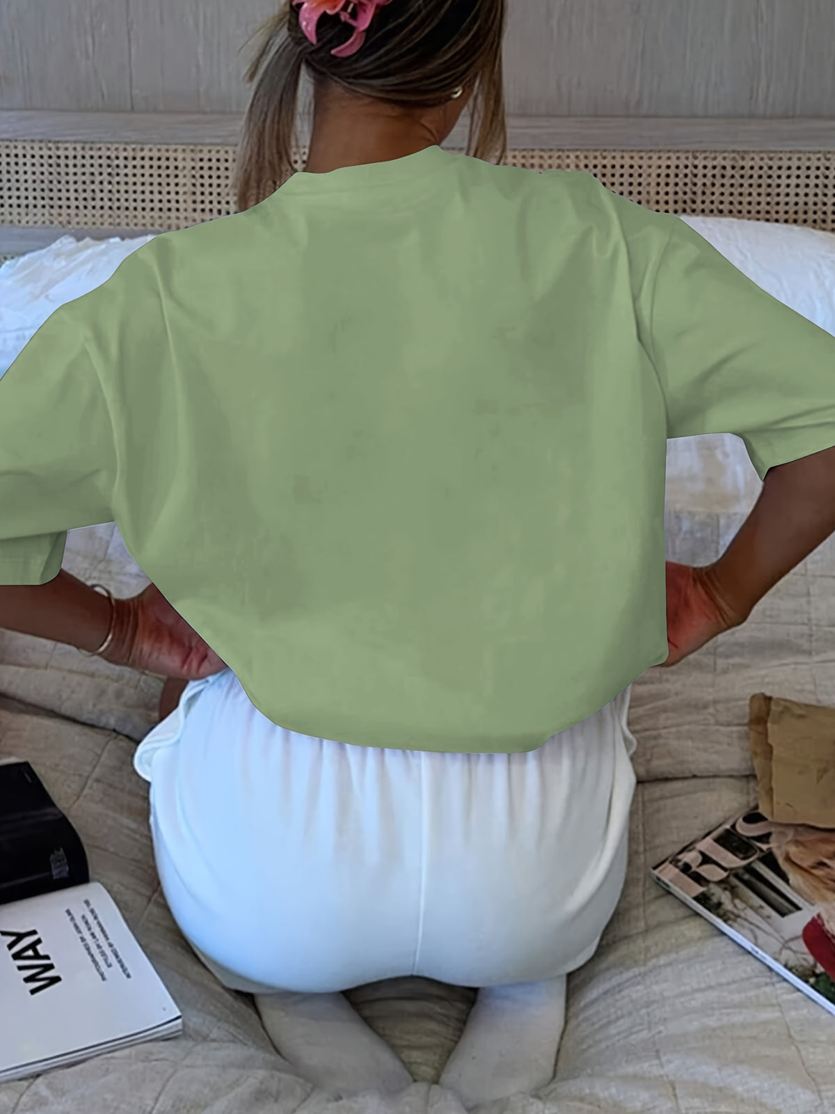 (Popular T-shirts) Spring and summer new fashion trend Women's short-sleeved round neck T-shirt versatile trendy brand short-sleeved Women's tops - Pea Green Color