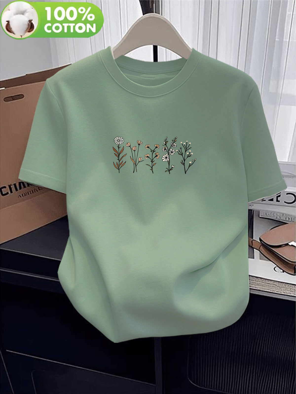 100% Women's T-Shirt, Summer Short Sleeve Thin Top, Trendy and Fashionable Standard Fit, Comfortable and Breathable, Loose and, Simple and Fresh with Plant and Floral Pattern - Green