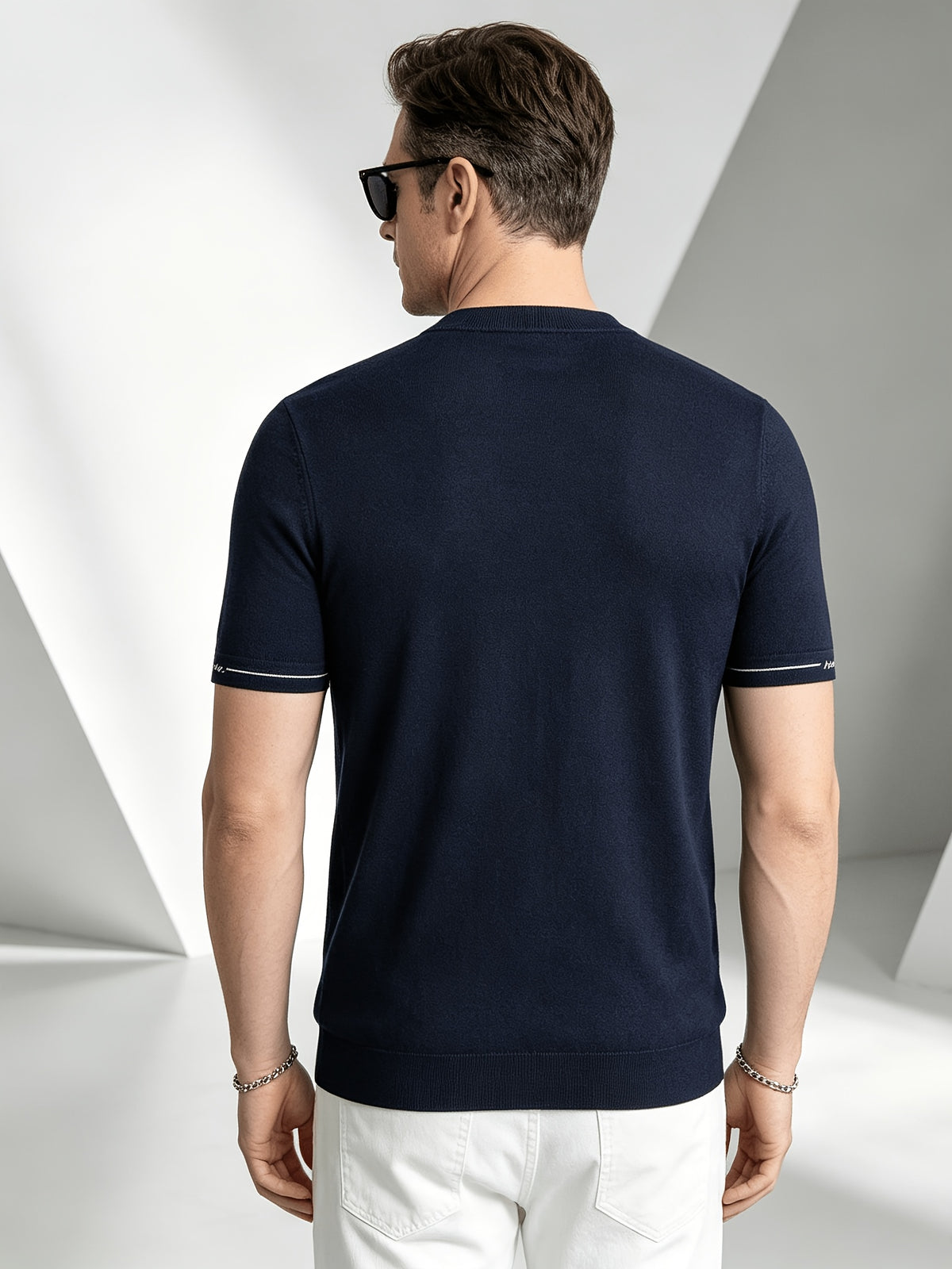 Business-casual Men's Crew Neck Short-sleeve Knit T-shirt, Slim-fit Lightweight and Breathable Knit Top, with Contrast-color Stitching and Letter Embroidery on the Cuffs, Suitable for Daily Wear, Office, and Weekend Outings in Summer - Shangqing