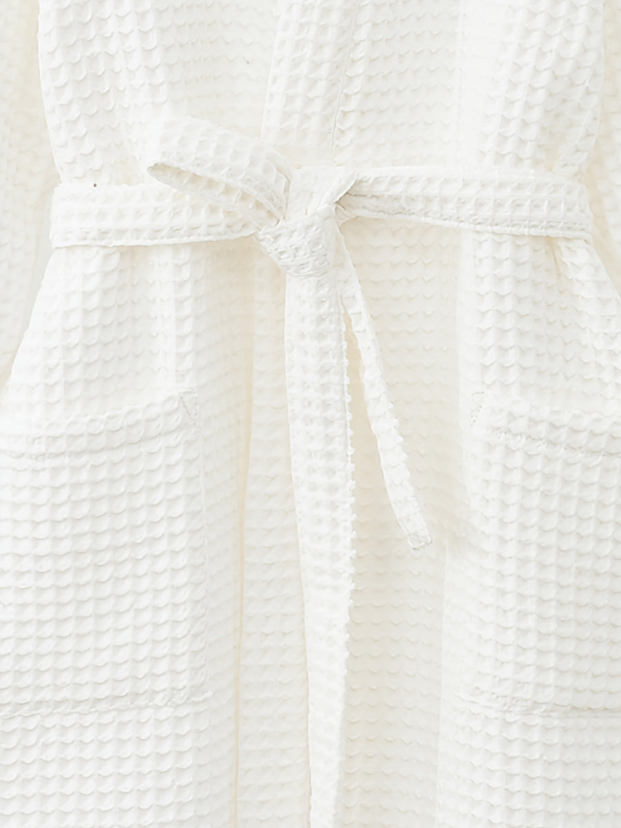 A 100% Waffle- Hooded Bathrobe with Quick-absorbing and Excellent Warmth Properties, Ideal for Bathing, Swimming, and Vacation Wear. Suitable for Sleeping. Features a Very Loose Fit. Perfect as a Holiday Gift for Family, Friends, or Partners - White