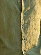 Vacation Style Men'S Summer Long Sleeve Shirt, Classic Lapel Single-Breasted Design, Multiple Basic Solid Colors Available, Suitable for Daily Commute And Beach Travel (Shirt) - fern green
