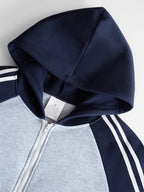 Basic Men's Hooded Sweatshirt Cardigan, Made of Comfortable, Skin-friendly Polyester That Resists Deformation. Features a Raglan Sleeve Design with Dual Side Stripes, a Full-zip Front Placket, and Large-capacity Side Pockets. The Loose, Casual Winter - Light Twist Gray